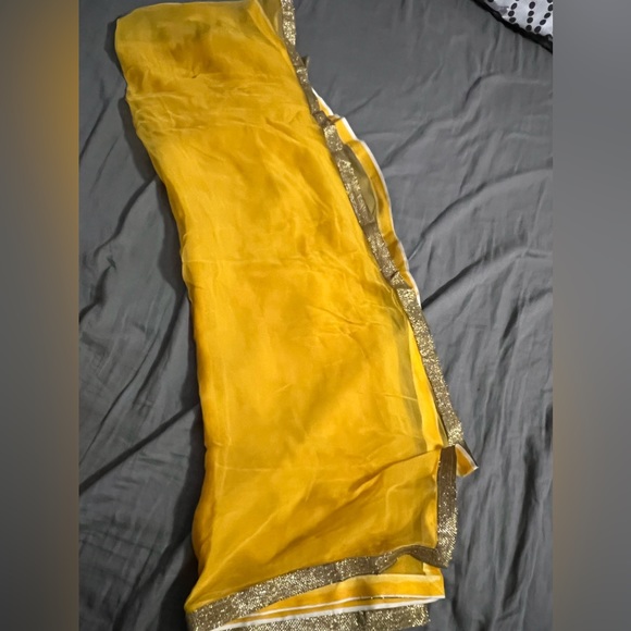 Beautiful partywear embroidered suit with dupatta - Picture 10 of 10